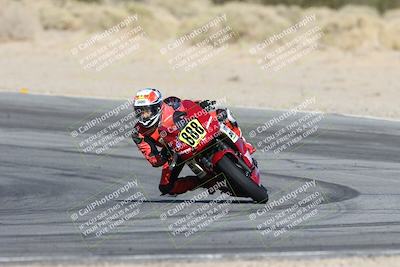 media/Dec-07-2025-CVMA (Sun) [[3e7d2de5dc]]/Race 9-Formula UL Shootout/